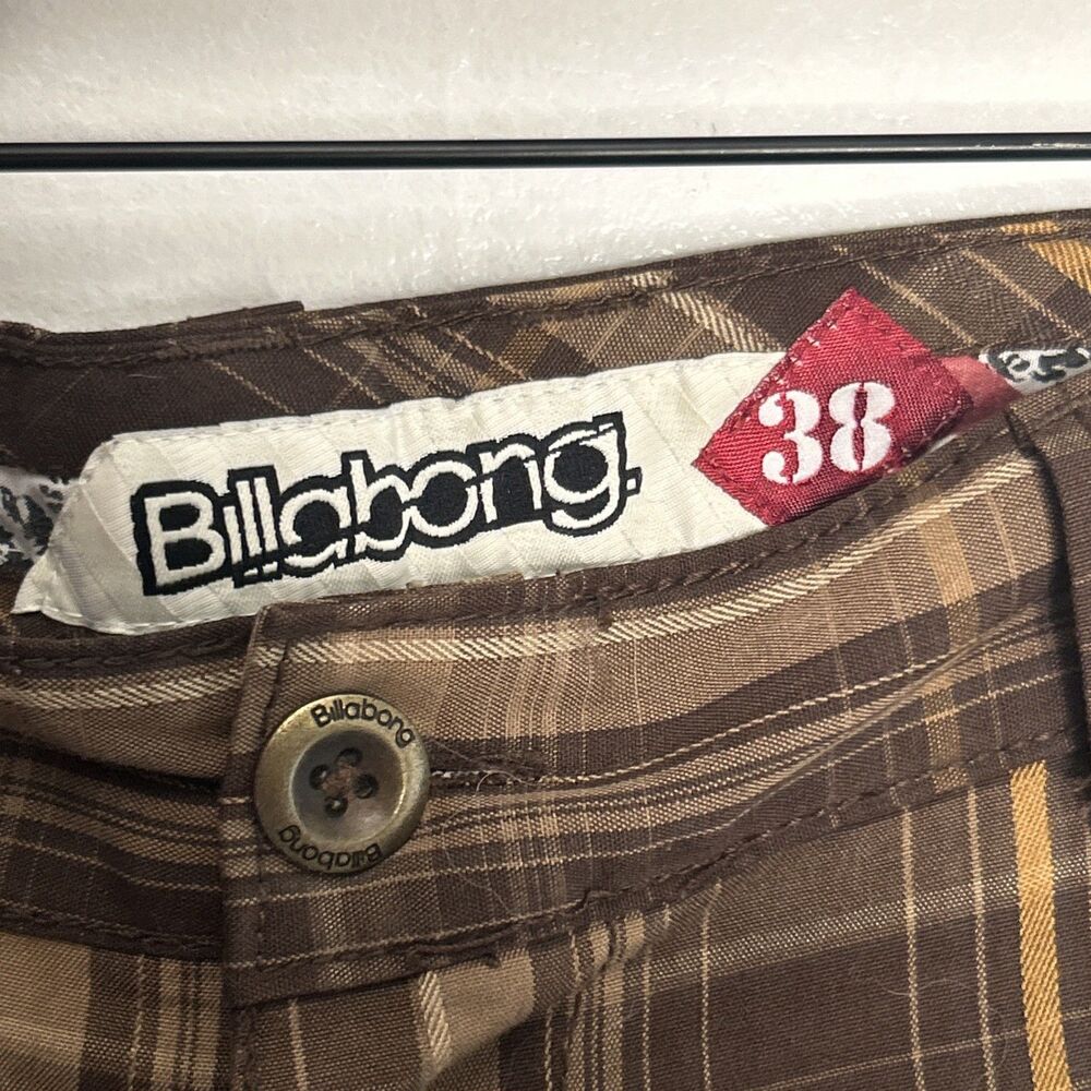 Billabong Shorts Men's Size 38 Brown Plaid Surfer Dad Preppy 11" inseam Teacher - Picture 2 of 4